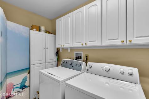 18 Grosunor Court Jackson NJ 08527
