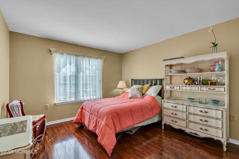 18 Grosunor Court Jackson NJ 08527