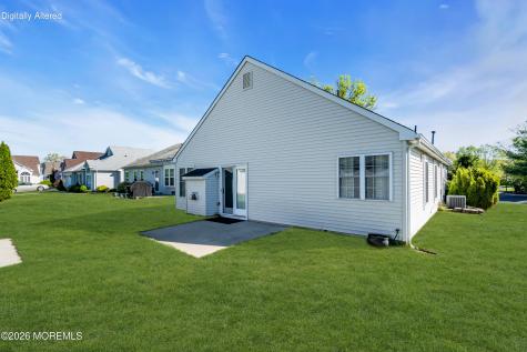 18 Grosunor Court Jackson NJ 08527