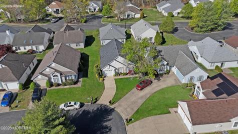 18 Grosunor Court Jackson NJ 08527