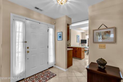 18 Grosunor Court Jackson NJ 08527
