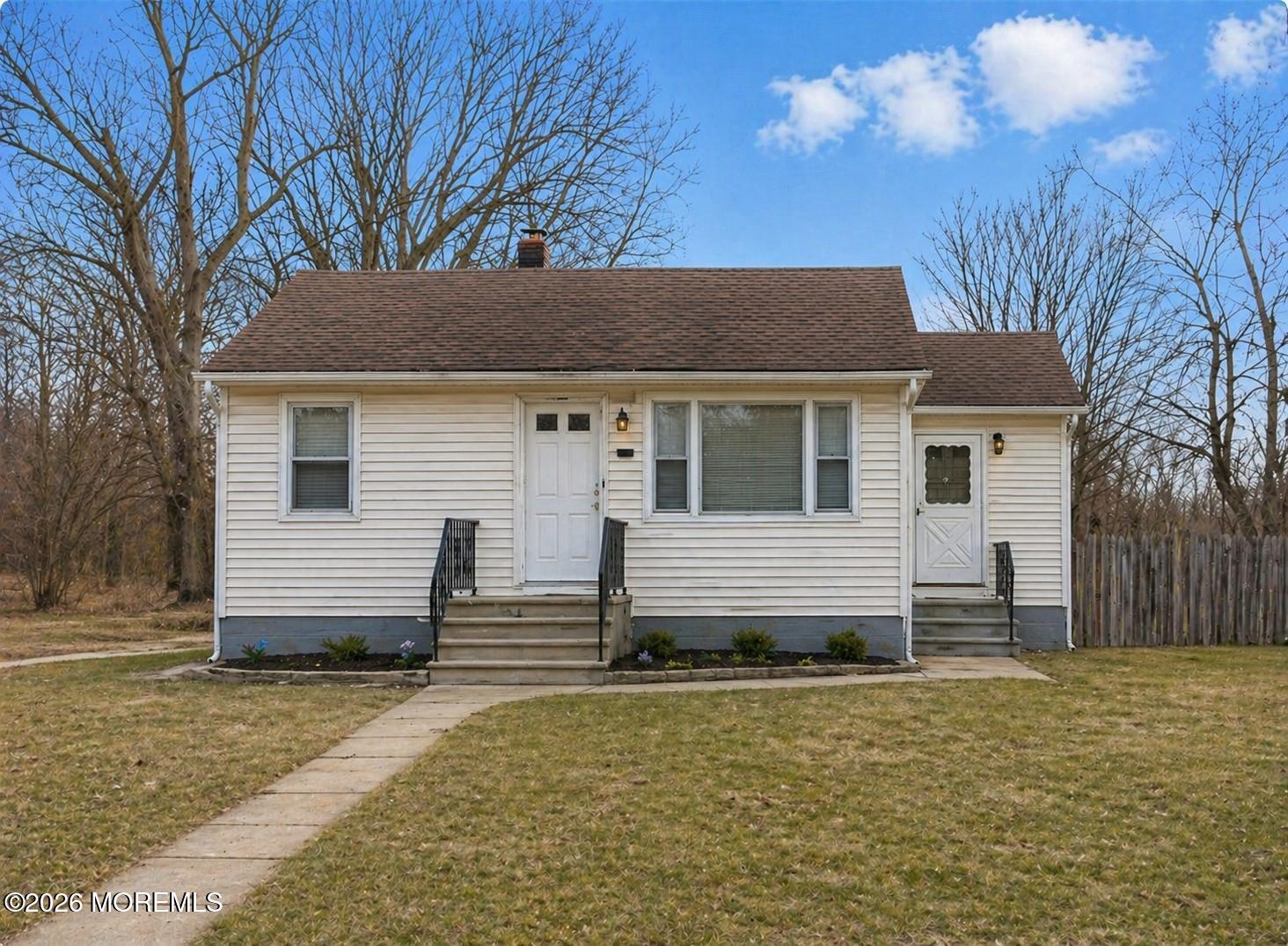 109 W 6th Street Howell NJ 07731