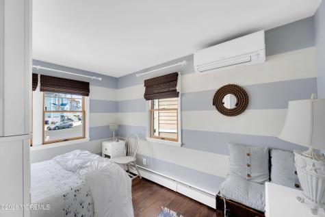 76 Jennie Drive Manahawkin NJ 08050
