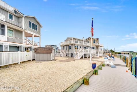 76 Jennie Drive Manahawkin NJ 08050