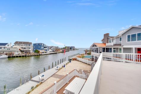 76 Jennie Drive Manahawkin NJ 08050