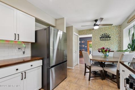 21 Cherry Bend Drive N Howell NJ 07731