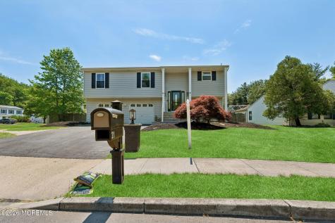 21 Cherry Bend Drive N Howell NJ 07731