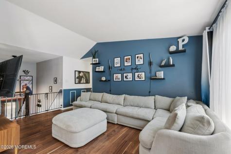 21 Cherry Bend Drive N Howell NJ 07731
