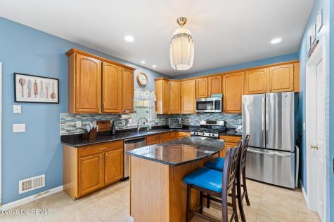 25 Columbus Avenue Cliffwood NJ 07721