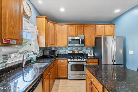 25 Columbus Avenue Cliffwood NJ 07721