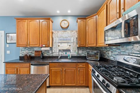 25 Columbus Avenue Cliffwood NJ 07721
