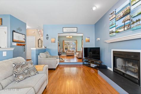25 Columbus Avenue Cliffwood NJ 07721