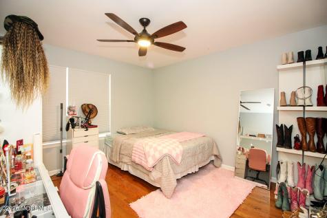 25 Shenandoah Avenue Manchester NJ 08759