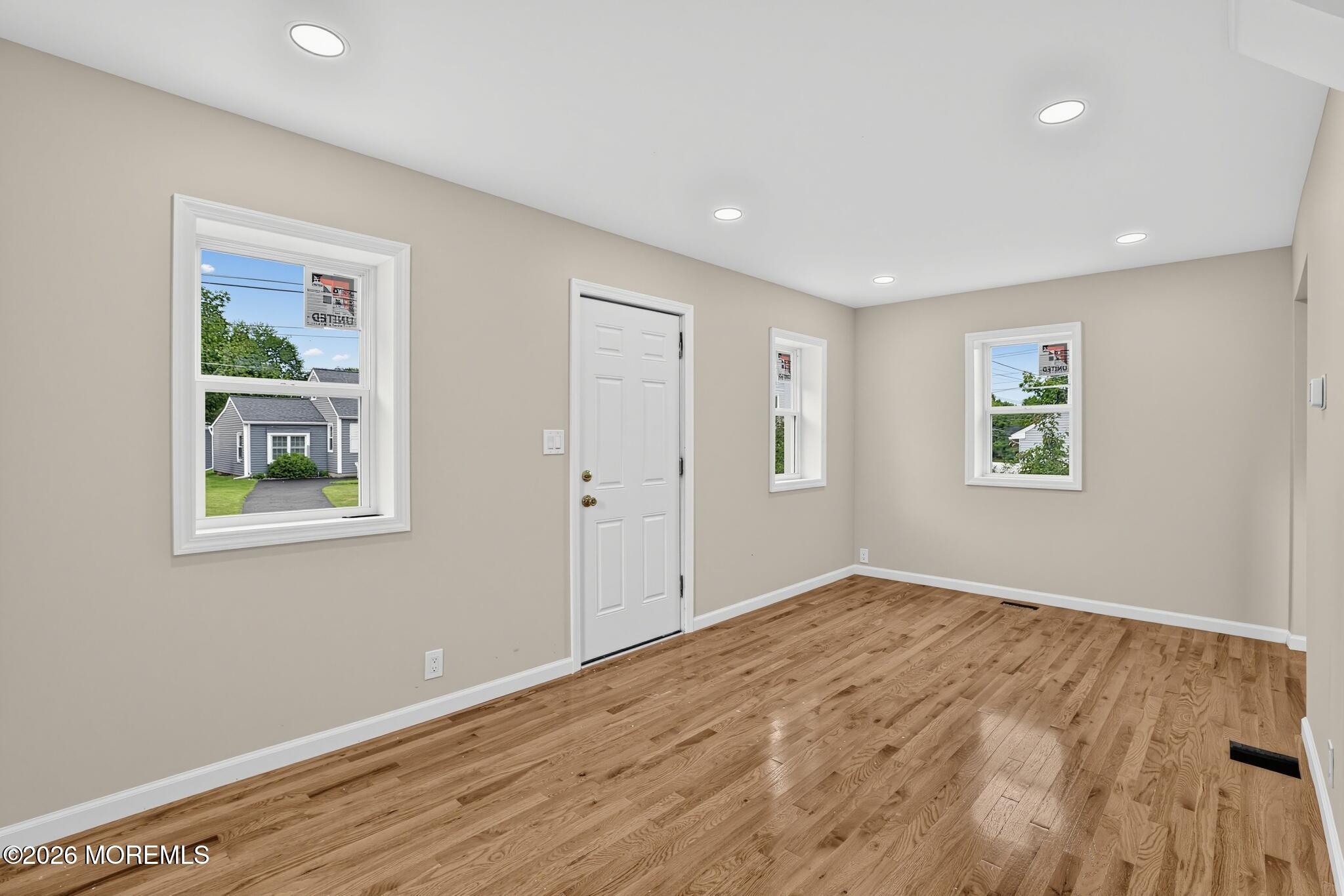 18 Bodine Avenue Williamstown NJ 08094