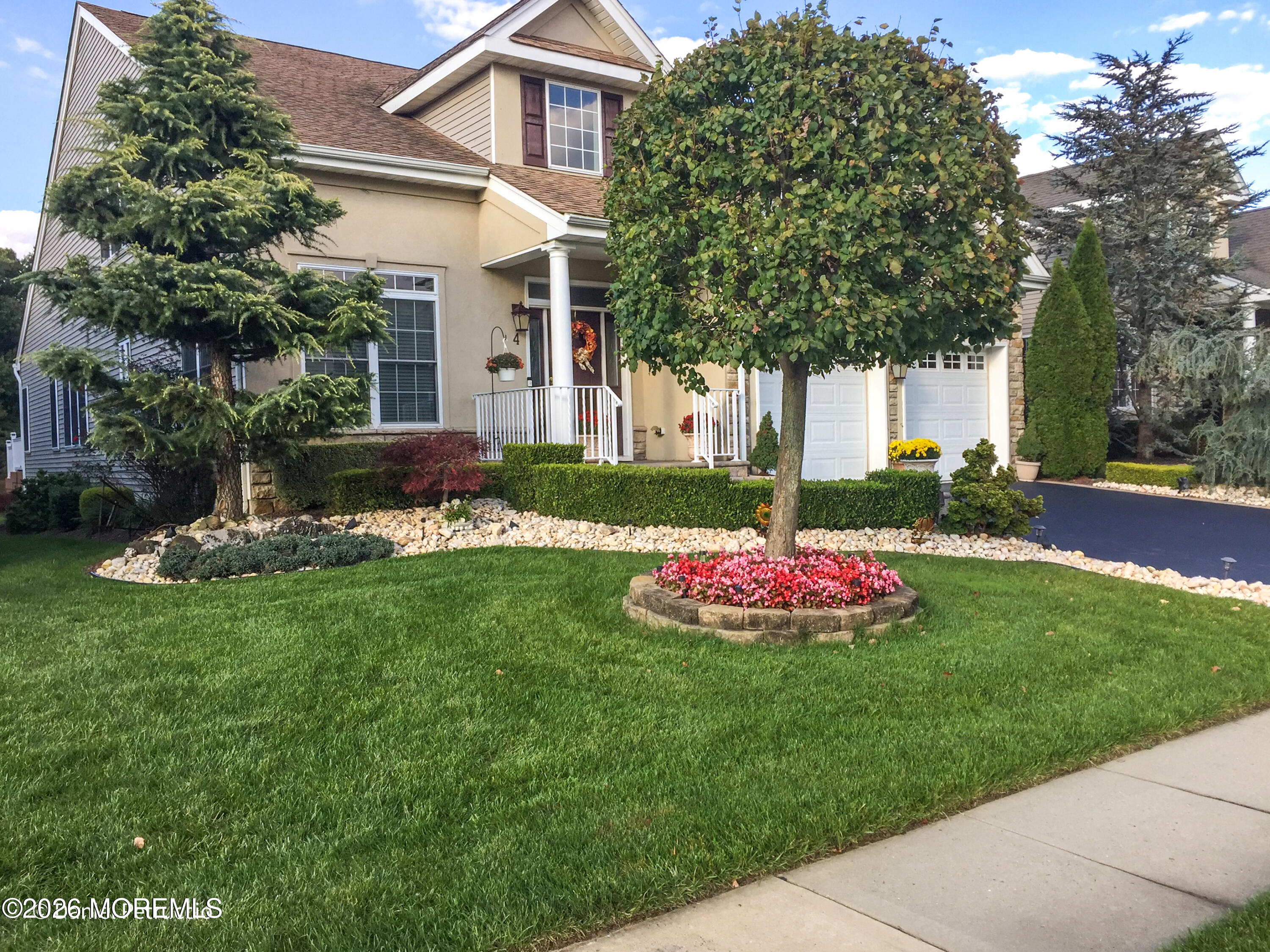 4 Salter Court Manalapan NJ 07726