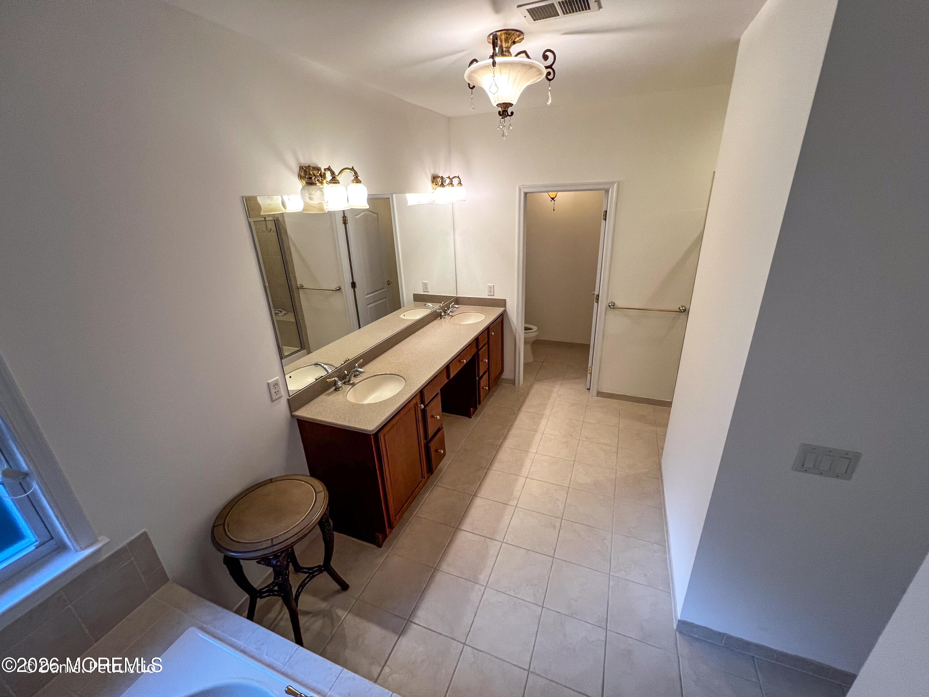 4 Salter Court Manalapan NJ 07726