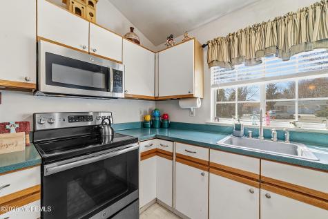 1213 Lindera Plaza Monroe NJ 08831