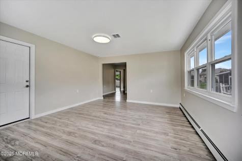 426 Saint Thomas Drive N Toms River NJ 08757