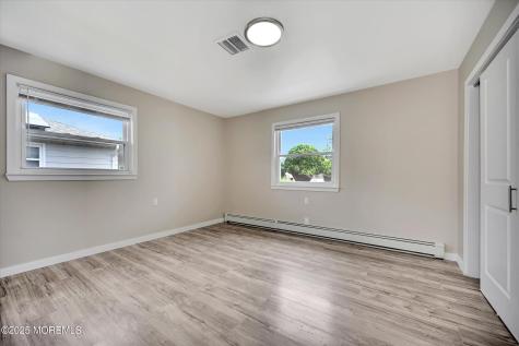426 Saint Thomas Drive N Toms River NJ 08757