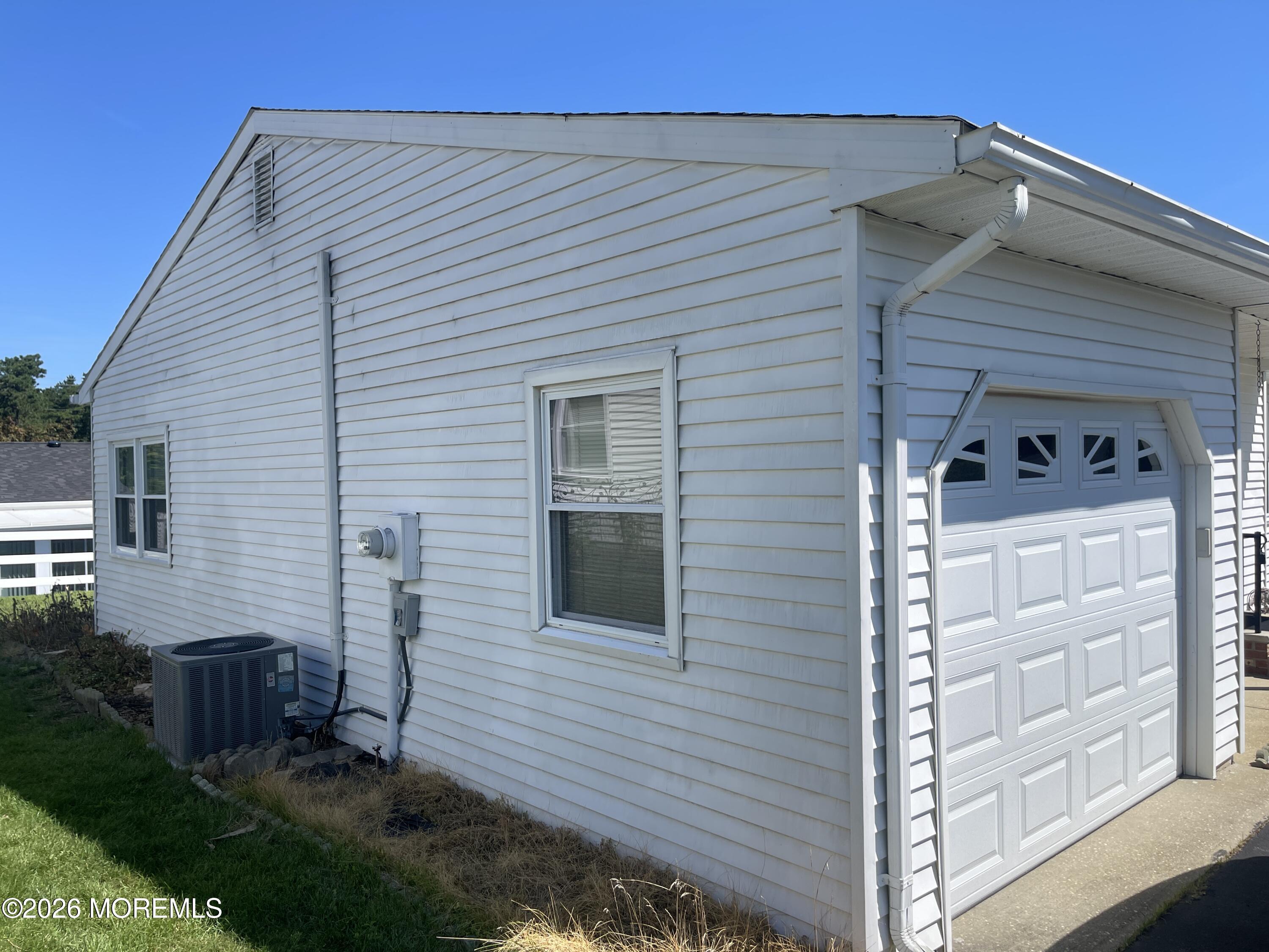 48 Churchill Road Whiting NJ 08759