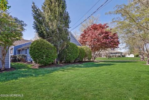 1700 Maxwell Drive Wall NJ 07719