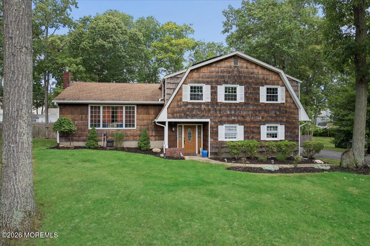 7 Sandspring Drive Eatontown NJ 07724