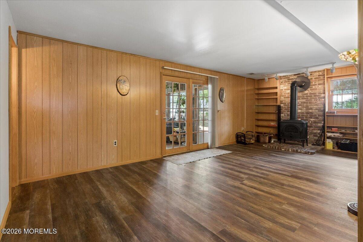 7 Sandspring Drive Eatontown NJ 07724