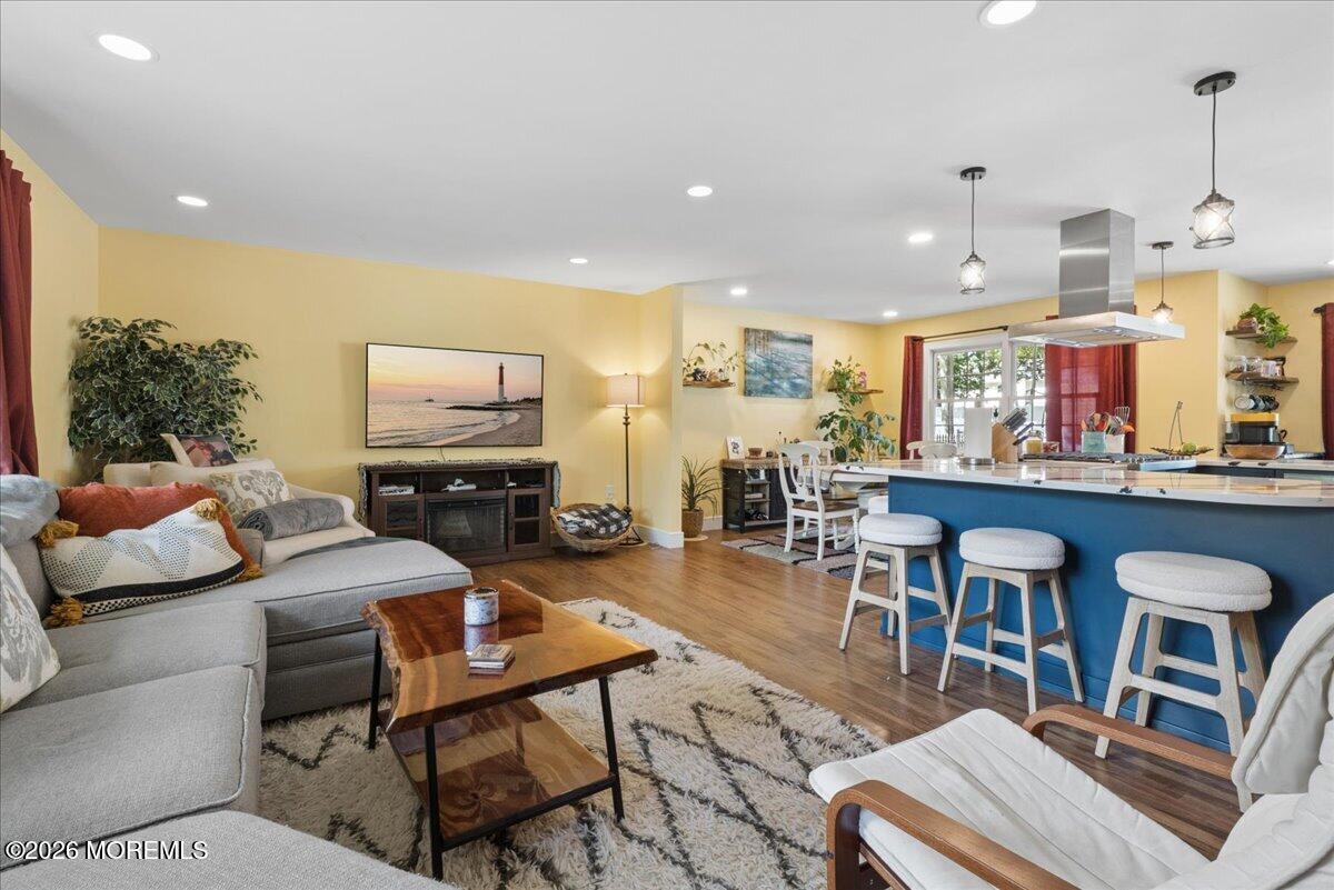 7 Sandspring Drive Eatontown NJ 07724