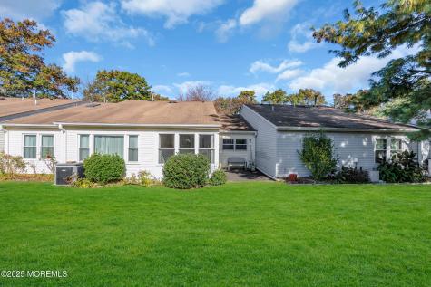 73 Jean Street Lakewood NJ 08701