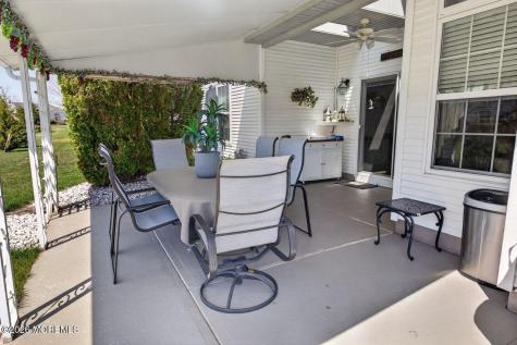 11 Tuscana Court Manchester NJ 08759