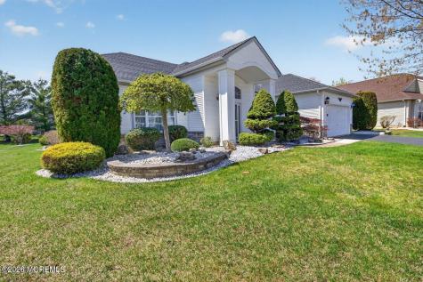 11 Tuscana Court Manchester NJ 08759