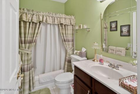 11 Tuscana Court Manchester NJ 08759