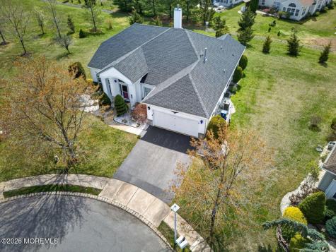 11 Tuscana Court Manchester NJ 08759