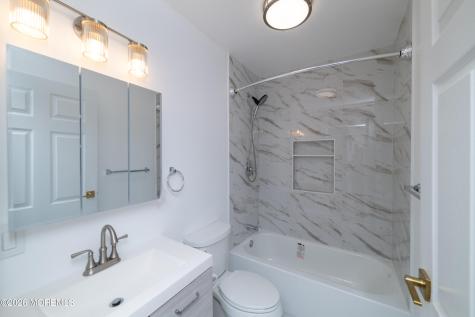 139B Farrington Court Lakewood NJ 08701