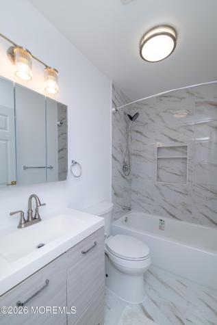 139B Farrington Court Lakewood NJ 08701