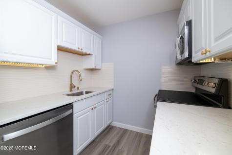 139B Farrington Court Lakewood NJ 08701