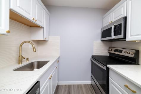 139B Farrington Court Lakewood NJ 08701