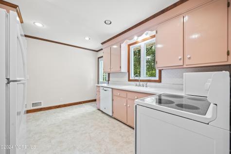 23 Amelia Circle Little Silver NJ 07739