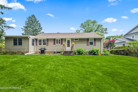 23 Amelia Circle Little Silver NJ 07739