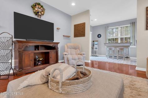 61 Woodview Drive Whiting NJ 08759