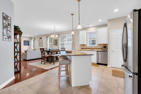 61 Woodview Drive Whiting NJ 08759