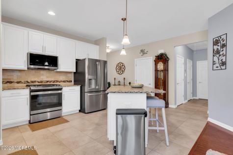 61 Woodview Drive Whiting NJ 08759