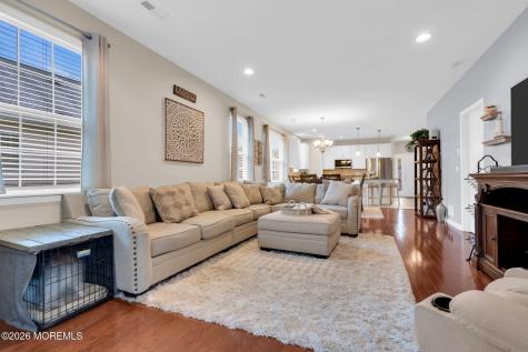 61 Woodview Drive Whiting NJ 08759