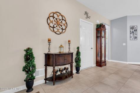 61 Woodview Drive Whiting NJ 08759