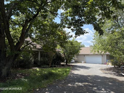 36 White Pine Road Chesterfield NJ 08515