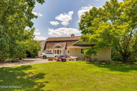 36 White Pine Road Chesterfield NJ 08515