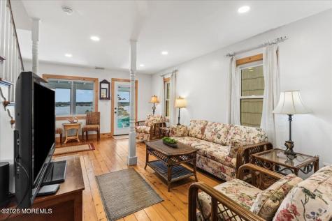 128 E Camp Walk Island Heights NJ 08732