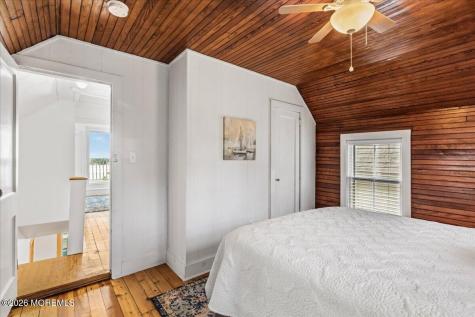 128 E Camp Walk Island Heights NJ 08732