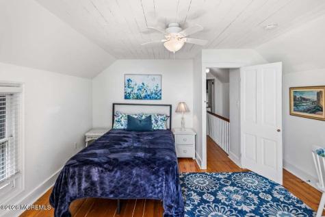 128 E Camp Walk Island Heights NJ 08732