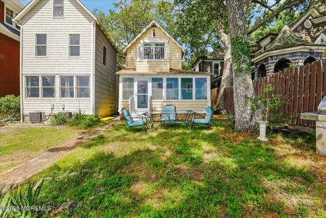 128 E Camp Walk Island Heights NJ 08732